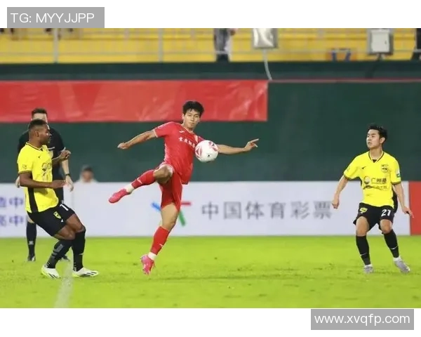 余望U23点球命中助力球队逆转胜利展现出色心理素质与技术水平