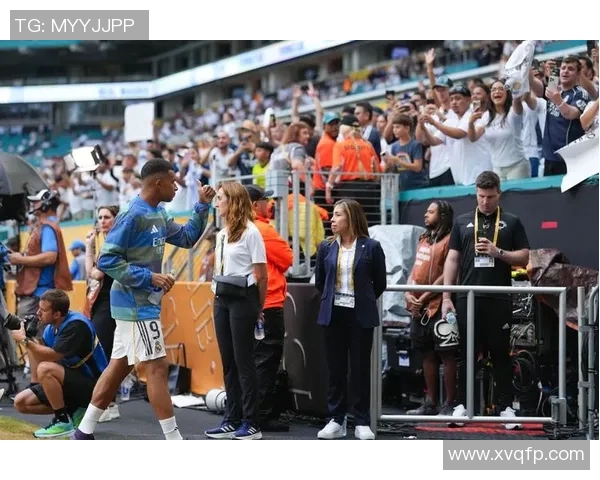 姆巴佩远射助力皇马逆转胜利展现超凡实力与团队默契 姆巴佩远射助力皇马逆转胜利展现超凡实力与团队默契